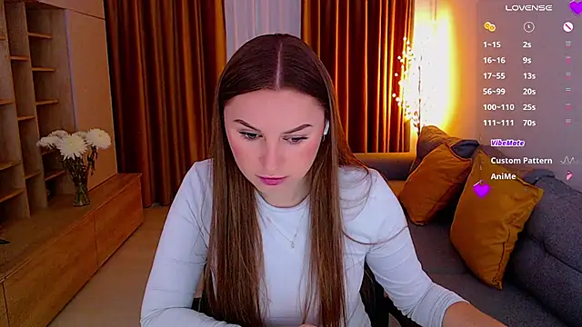 Snapshot of _Mia_Adams chatting on 10.26.25 Mia Adams online show from 10.26.25