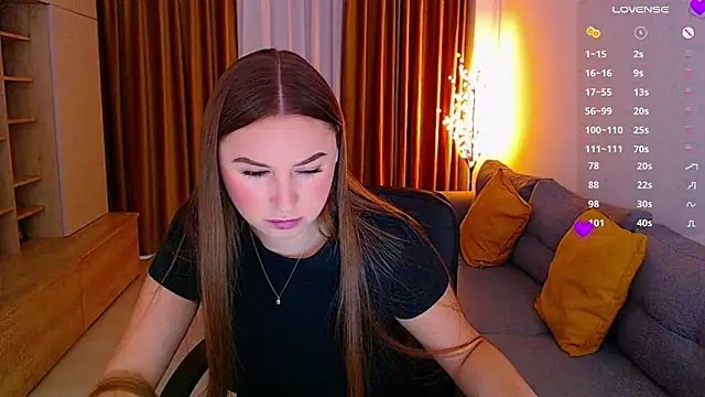 Snapshot of _Mia_Adams chatting on 11.07.25 Mia Adams online show from 11.07.25