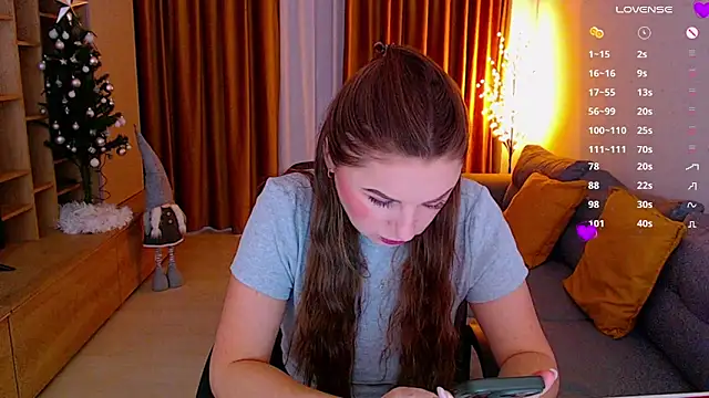  Mia Adams online show from 12.16.25