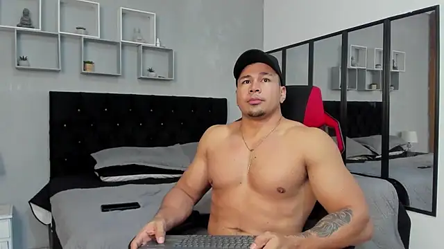 tyler hank01 online show from 01.07.26