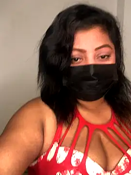 Snapshot of _Cute_ariana_ chatting on 10.30.25 Cute ariana online show from 10.30.25