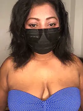 Snapshot of _Cute_ariana_ chatting on 11.07.25 Cute ariana online show from 11.07.25