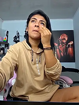 Hannah-grace online show from 10.05.25