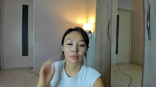 Snapshot of keiko_hot chatting on 06.06.26 keiko hot online show from 06.06.26