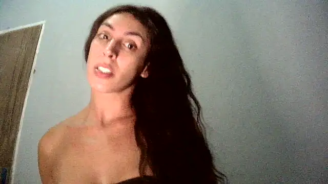 AlexiaDuucan online show from 01.17.25