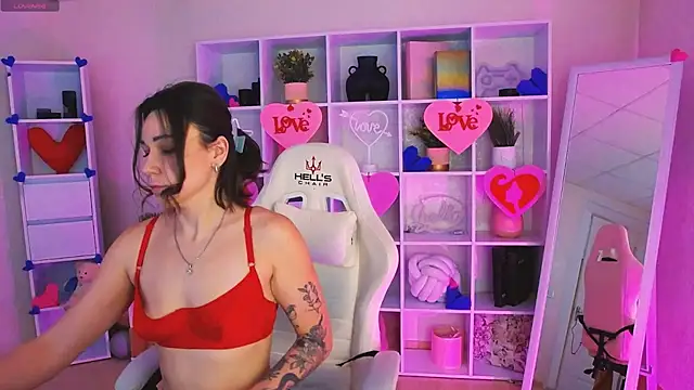 Edenne online show from 02.15.25