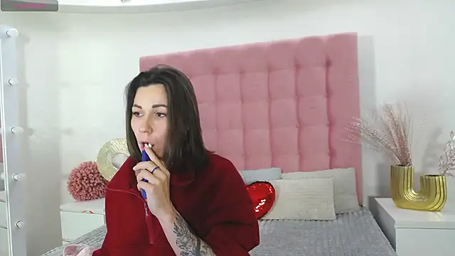 Edenne online show from 02.17.25