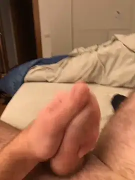 Snapshot of MagicKenzo99 chatting on 12.20.24 MagicKenzo99 online show from 12.20.24