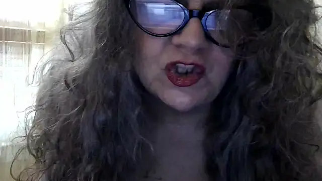 DestineeLoverGirl online show from 11.19.25