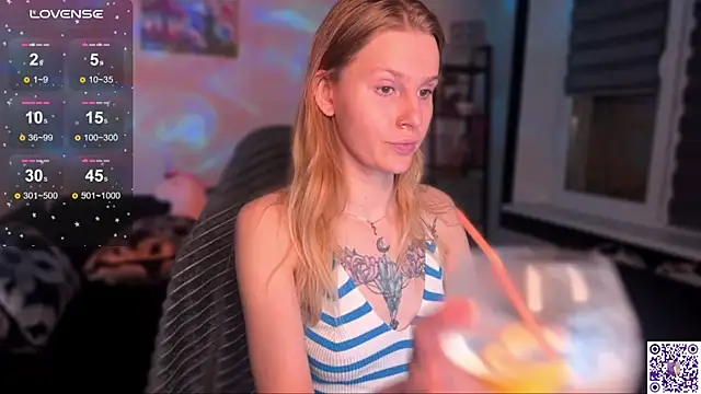 Chanel Gill online show from 11.15.25