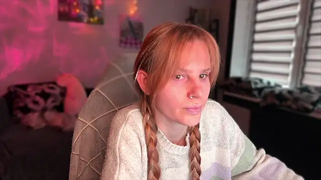 Chanel Gill online show from 01.11.26