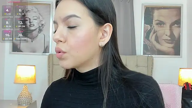 Snapshot of Beautyari_ chatting on 04.25.26 Beautyari online show from 04.25.26