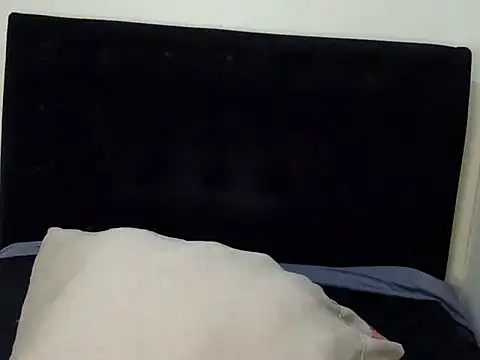 Sweettkendy online show from 11.04.25