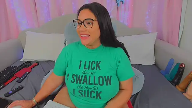 MeghanXO online show from 12.29.24