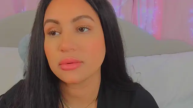 MeghanXO online show from 12.31.24