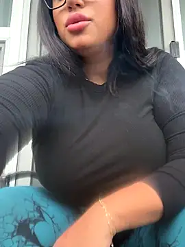 MeghanXO online show from 09.13.25