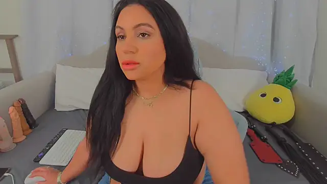 MeghanXO online show from 02.12.26