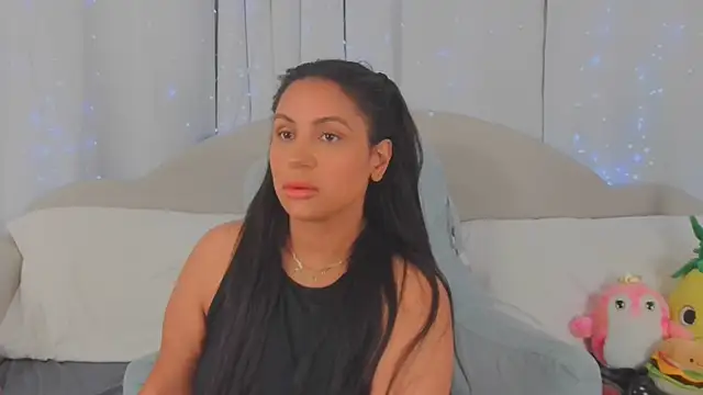 Snapshot of MeghanXO chatting on 07.11.26 MeghanXO online show from 07.11.26