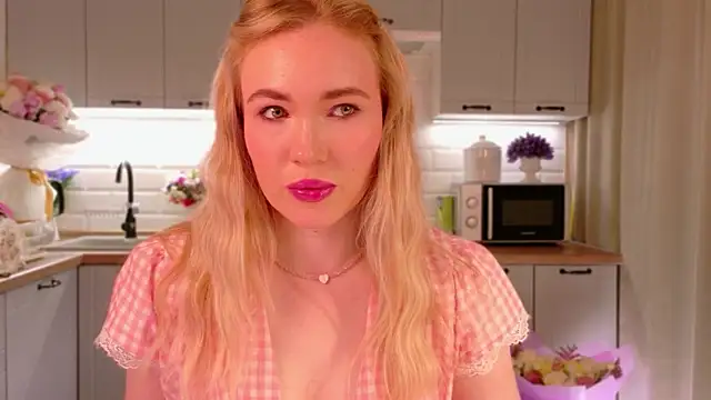 Veronika Mitchel online show from 11.29.25