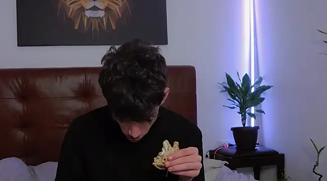 DanielCrush1 online show from 02.12.25