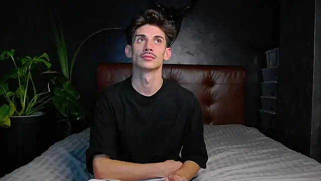 DanielCrush1 online show from 10.08.25