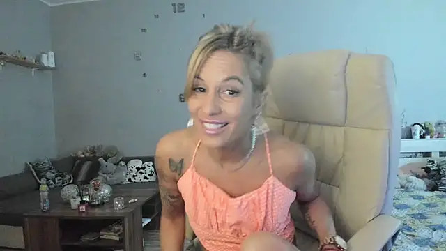 Snapshot of Orchideaxx chatting on 03.02.25 Orchideaxx online show from 03.02.25