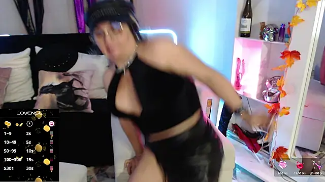 Myrnasexxx online show from 12.04.24