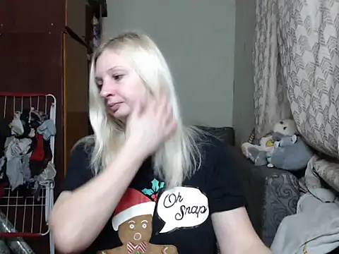 Snapshot of BustyBlond chatting on 01.04.25 BustyBlond online show from 01.04.25