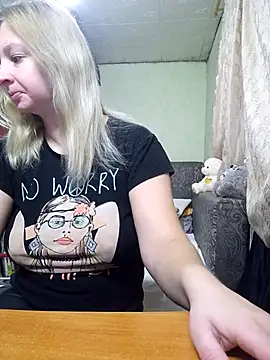 BustyBlond online show from 11.25.25