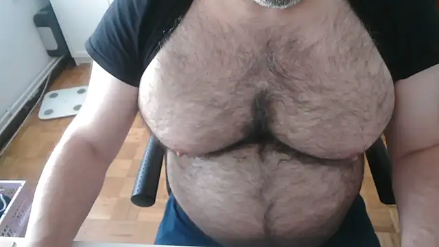mikeyhotbear online show from 05.21.26