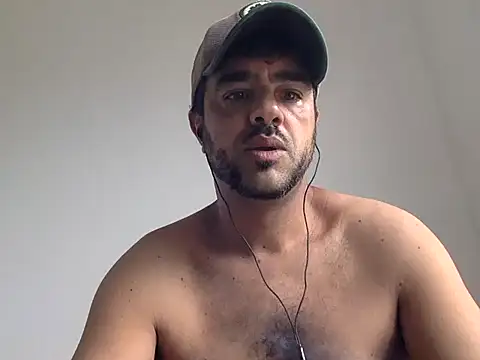 SMOKERBEASTBR online show from 02.20.26