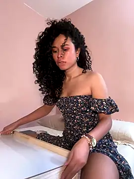 Snapshot of GabriSaenz chatting on 12.03.24 GabriSaenz online show from 12.03.24