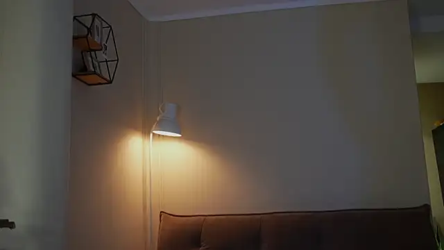 Snapshot of GabriSaenz chatting on 01.10.25 GabriSaenz online show from 01.10.25