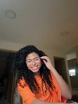 Snapshot of GabriSaenz chatting on 01.16.25 GabriSaenz online show from 01.16.25