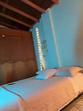 Snapshot of GabriSaenz chatting on 03.21.25 GabriSaenz online show from 03.21.25