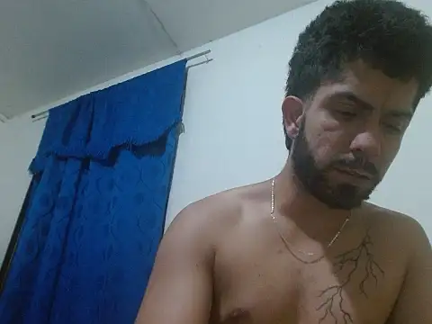 Snapshot of curvsex chatting on 03.25.26 curvsex online show from 03.25.26