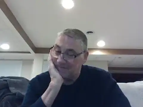 Snapshot of takeitall101 chatting on 12.08.24 takeitall101 online show from 12.08.24