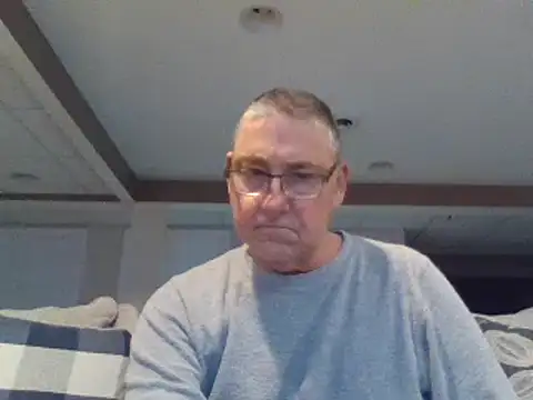 Snapshot of takeitall101 chatting on 01.12.25 takeitall101 online show from 01.12.25