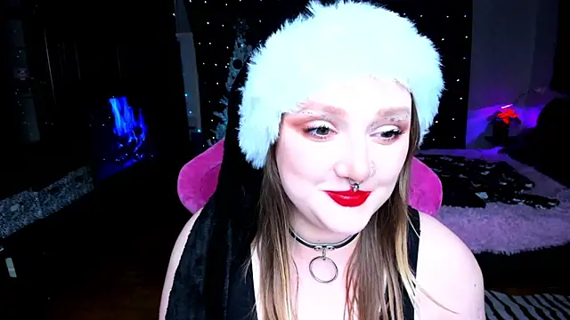 Snapshot of YourDyingBride chatting on 12.26.24 YourDyingBride online show from 12.26.24