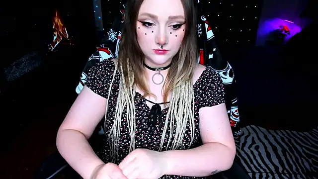 Snapshot of YourDyingBride chatting on 01.19.25 YourDyingBride online show from 01.19.25