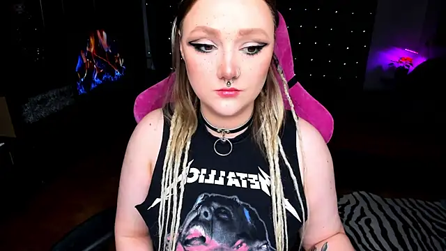 Snapshot of YourDyingBride chatting on 01.30.25 YourDyingBride online show from 01.30.25