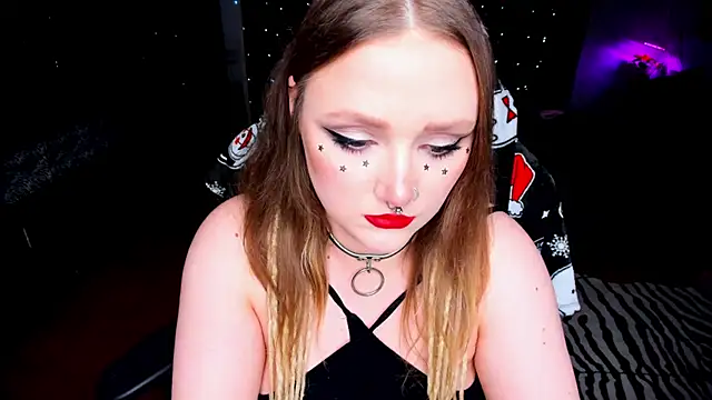 Snapshot of YourDyingBride chatting on 02.12.25 YourDyingBride online show from 02.12.25