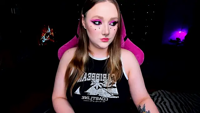 Snapshot of YourDyingBride chatting on 03.19.25 YourDyingBride online show from 03.19.25