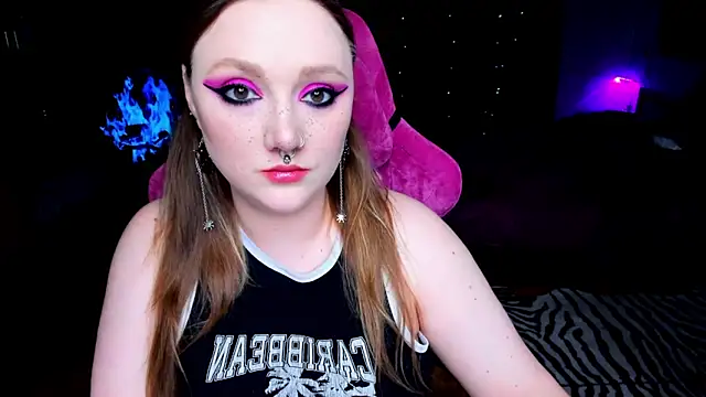 Snapshot of YourDyingBride chatting on 03.20.25 YourDyingBride online show from 03.20.25