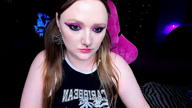 Snapshot of YourDyingBride chatting on 03.20.25 YourDyingBride online show from 03.20.25