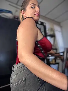 sammyqueenx21 online show from 01.22.25