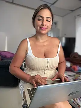 sammyqueenx21 online show from 01.29.25