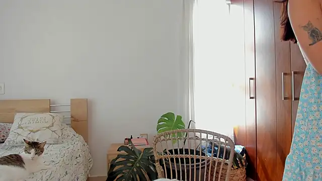 GrettaBenett online show from 12.11.24