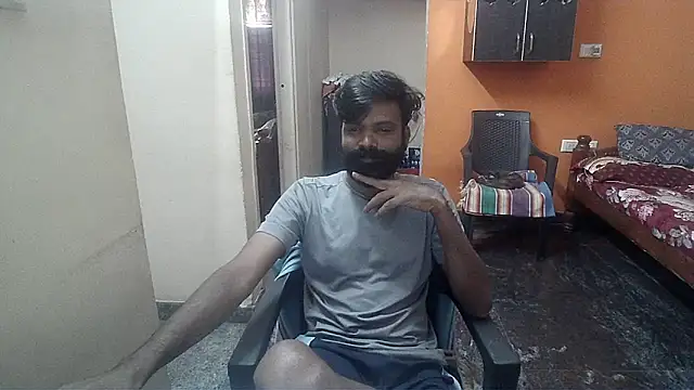 Snapshot of Indiaguy4u chatting on 12.24.24 Indiaguy4u online show from 12.24.24