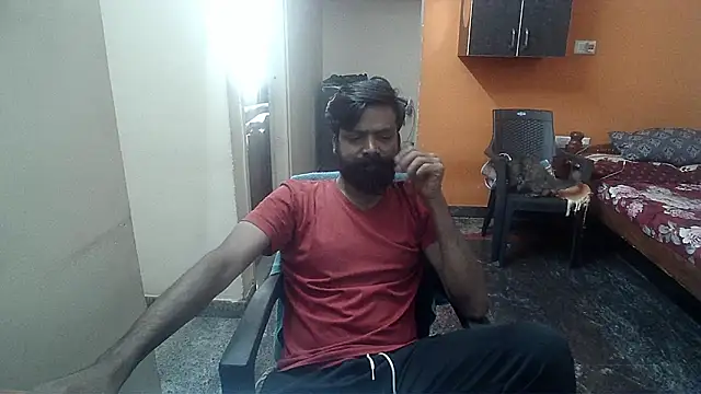 Snapshot of Indiaguy4u chatting on 12.30.24 Indiaguy4u online show from 12.30.24